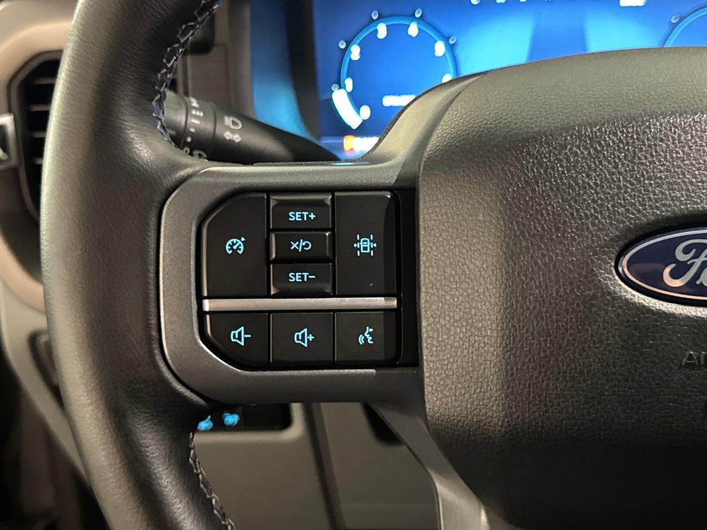 Certified Used 2025  Ford XLT image 22