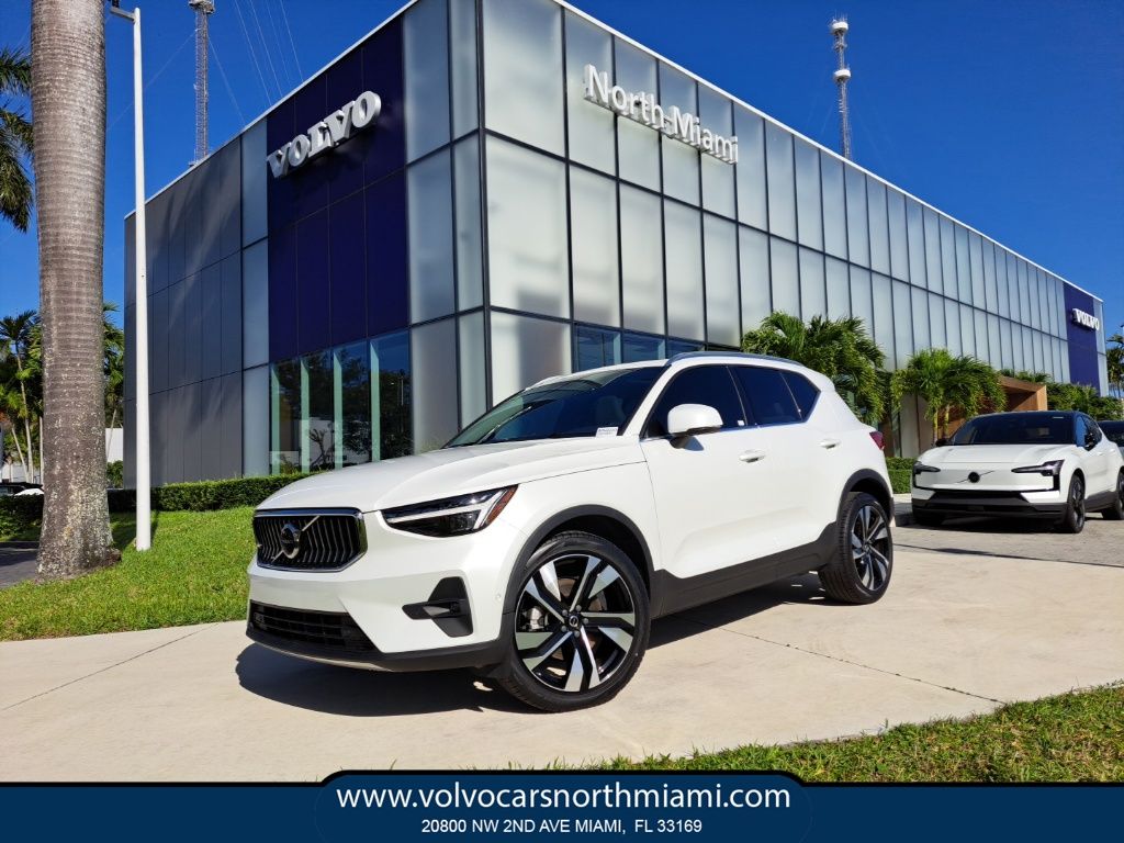 2023 Volvo XC40 Ultimate