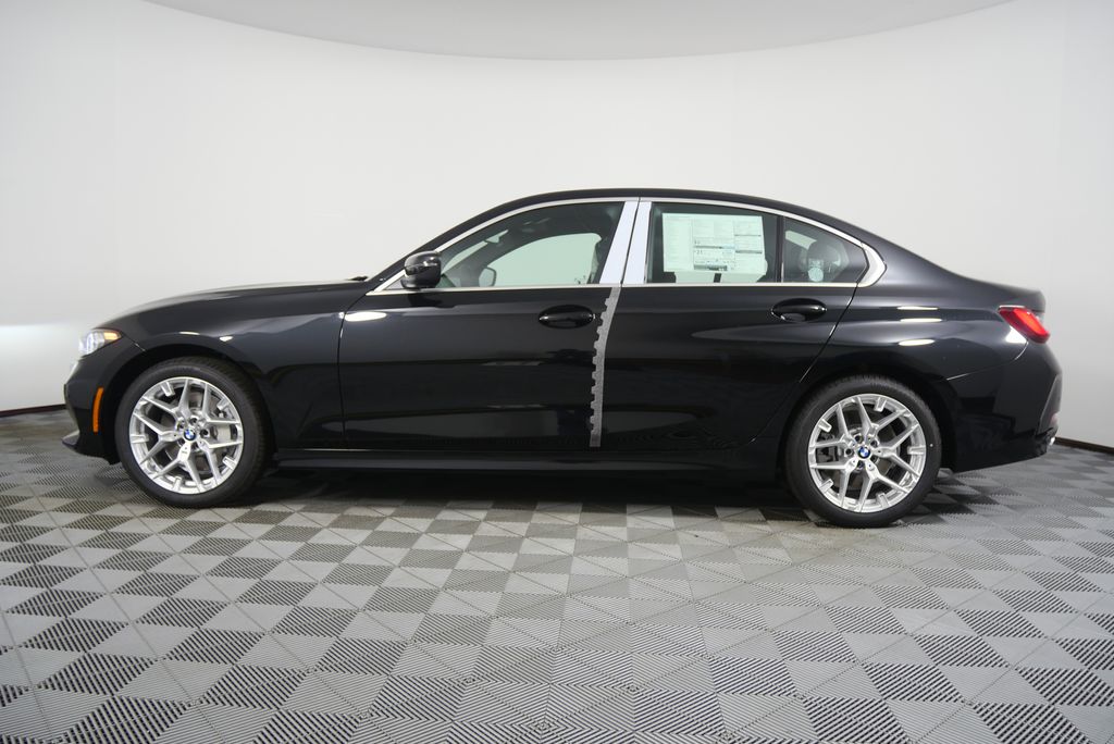 Thumbnail: 2026 BMW 3 Series - 6