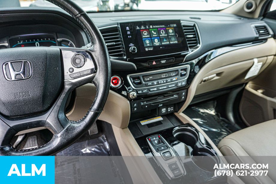 2019 Honda Pilot Elite photo 32