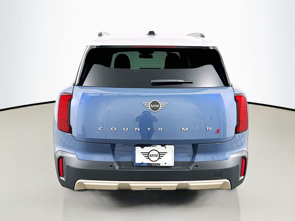 2025 MINI Cooper Countryman Iconic 6
