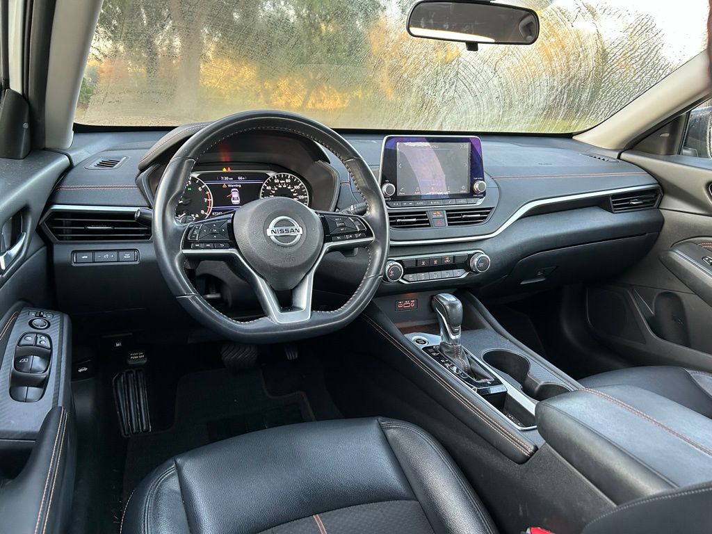 Thumbnail: 2020 Nissan Altima - 12