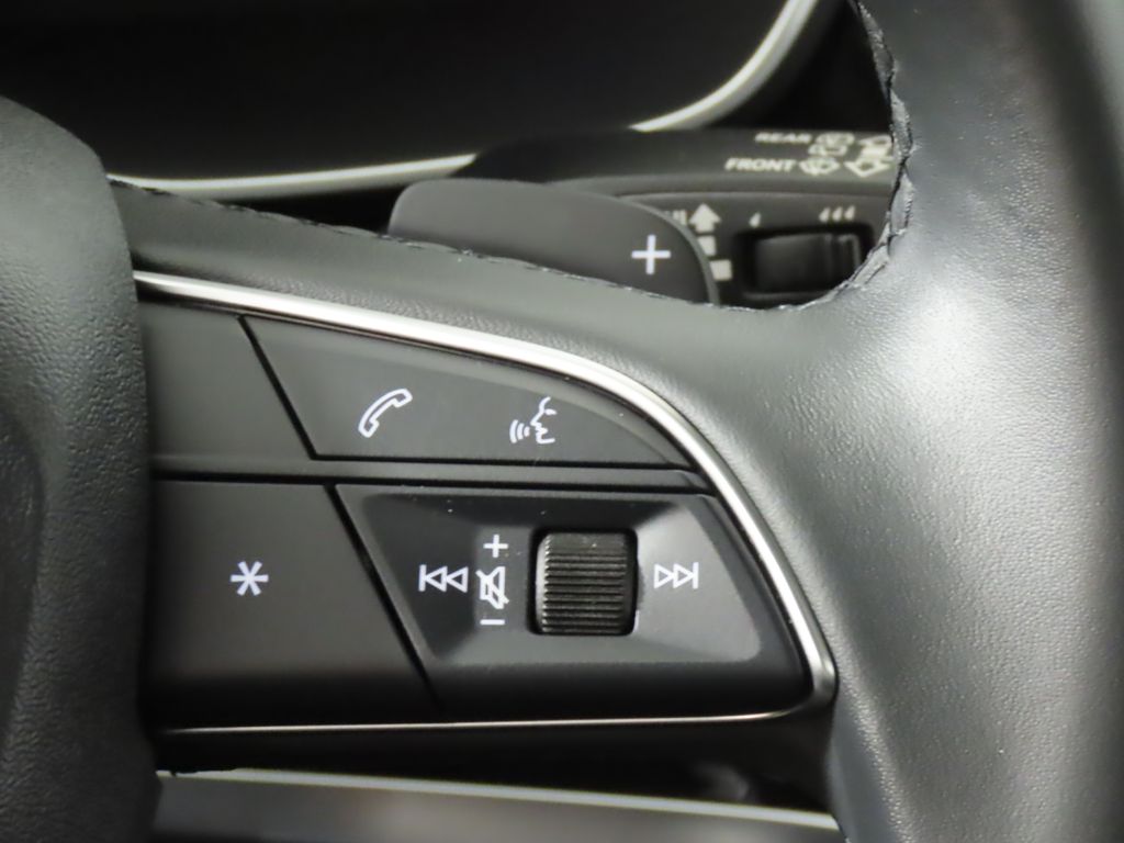 Thumbnail: 2025 Audi Q3 - 19