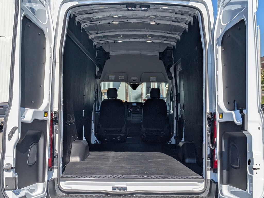 2025 Ford Transit 350