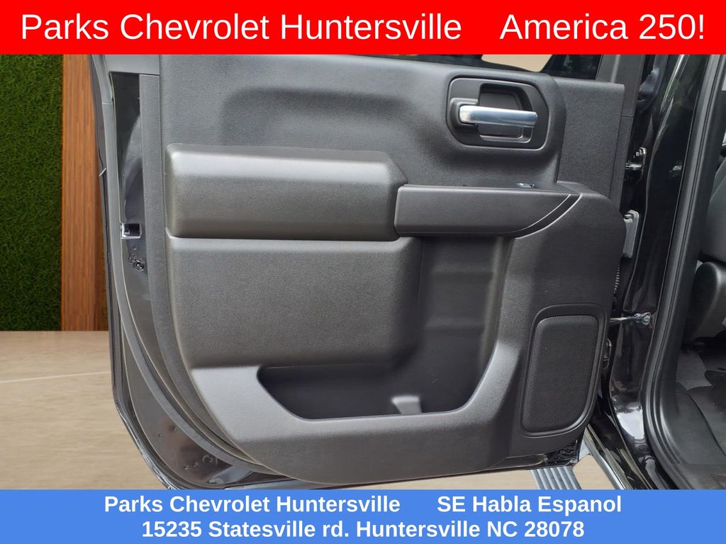 ChevroletSilverado 2500HD24