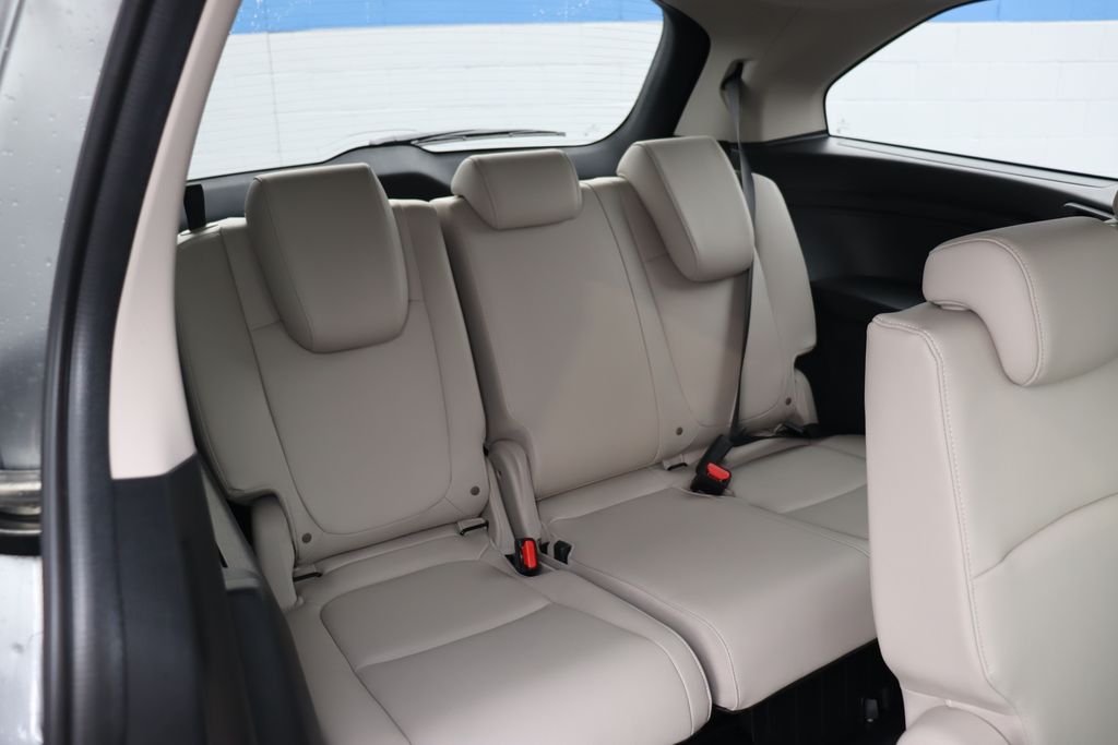 Thumbnail: 2026 Honda Odyssey - 15