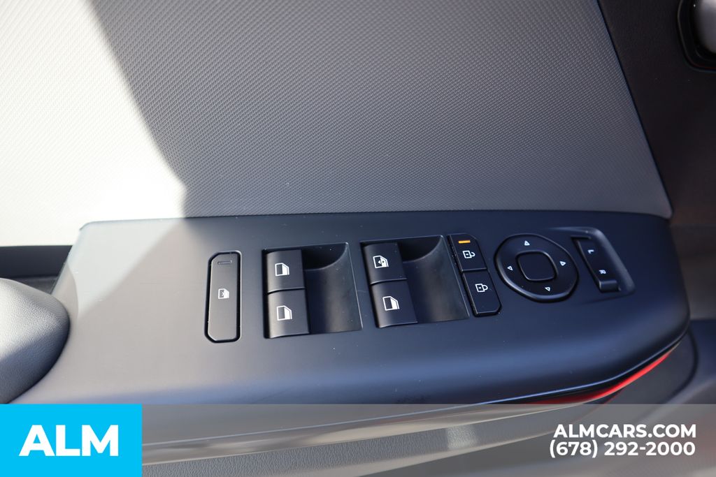 Used 2025 Red Kia LXS image 16