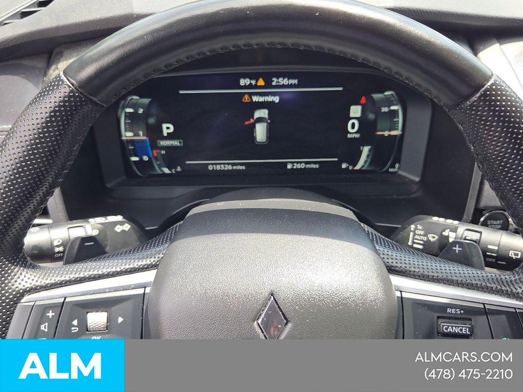 Used 2024  Mitsubishi SEL image 23