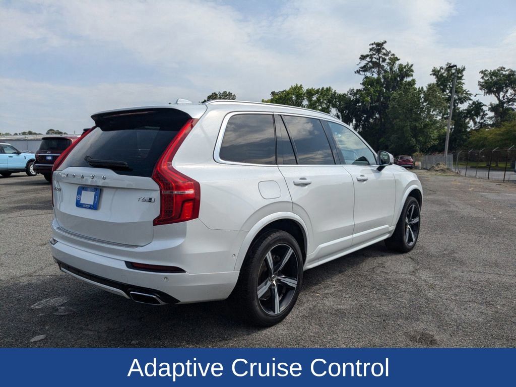 2019 Volvo XC90 T6 R-Design