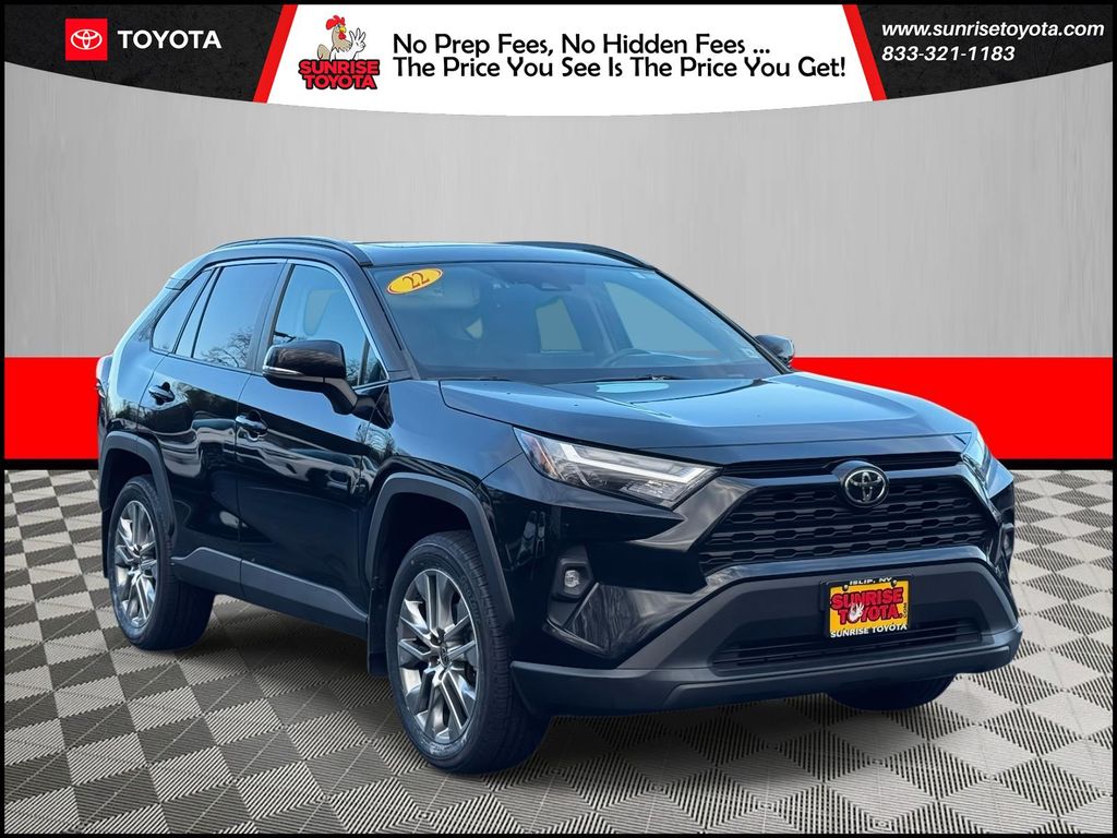2022 Toyota RAV4 XLE Premium's photo
