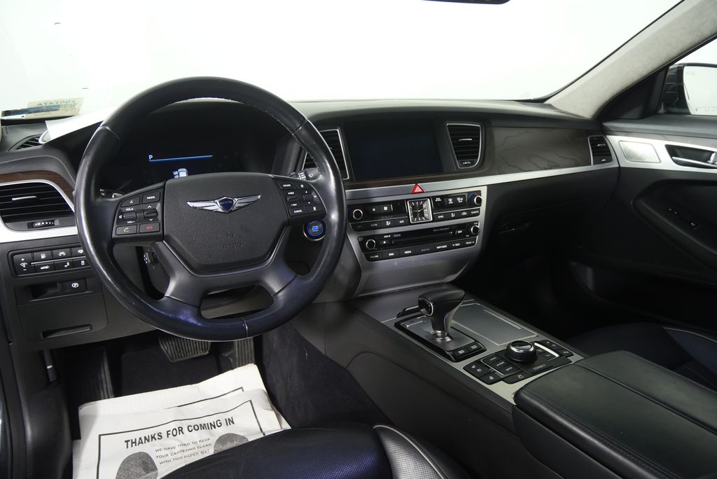 Thumbnail: 2019 Genesis G80 - 17