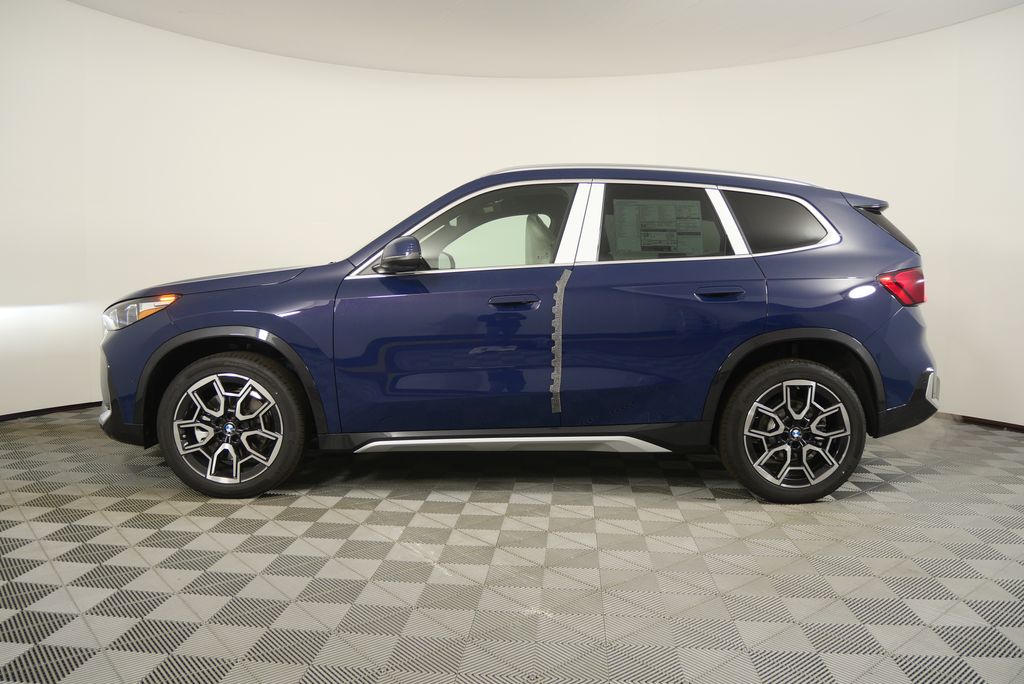 Thumbnail: 2026 BMW X1 - 6