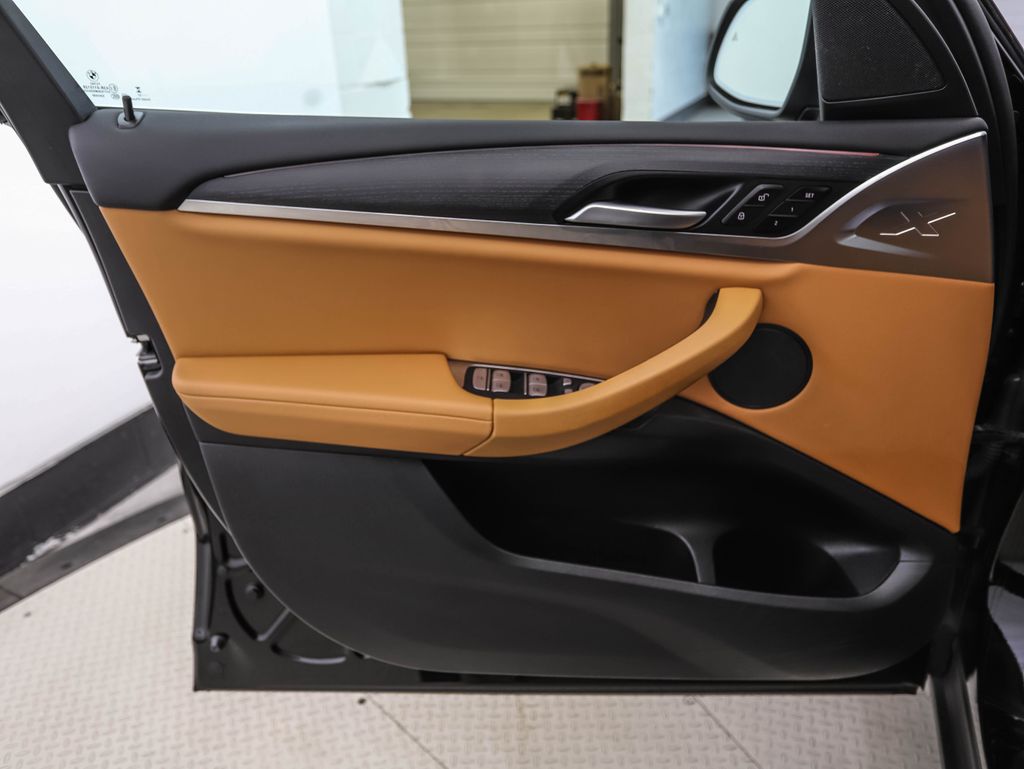 Thumbnail: 2023 BMW X3 - 9