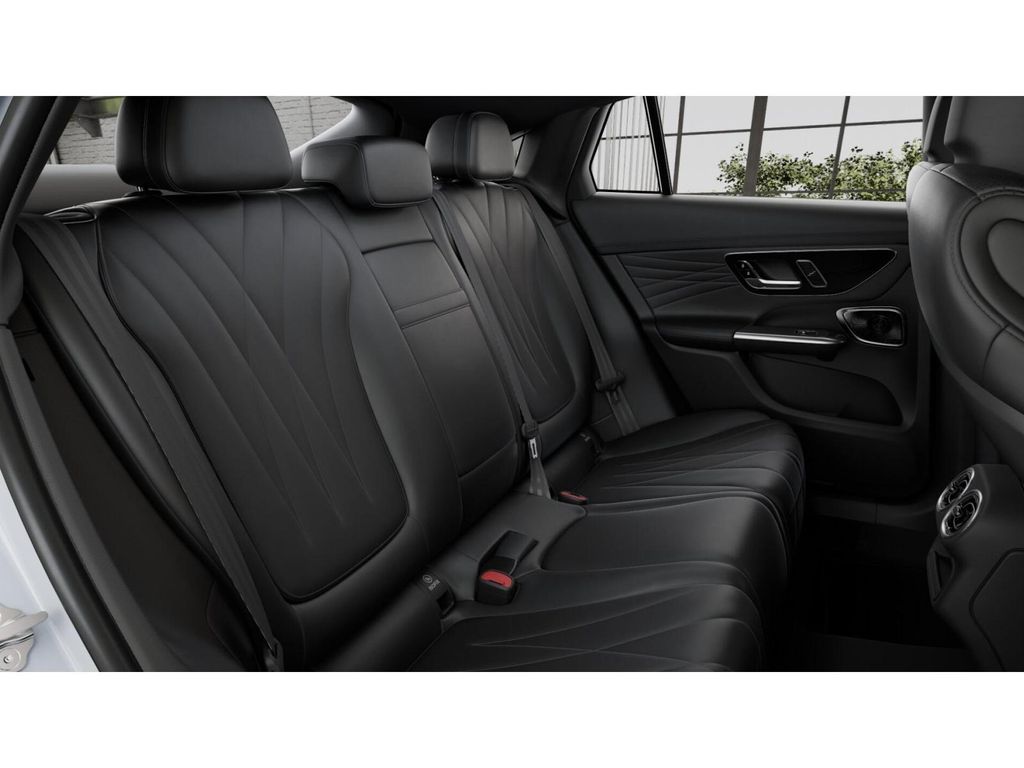 2025 Mercedes Benz GLC AMG 63 S E PERFORMANCE Coupe photo 21