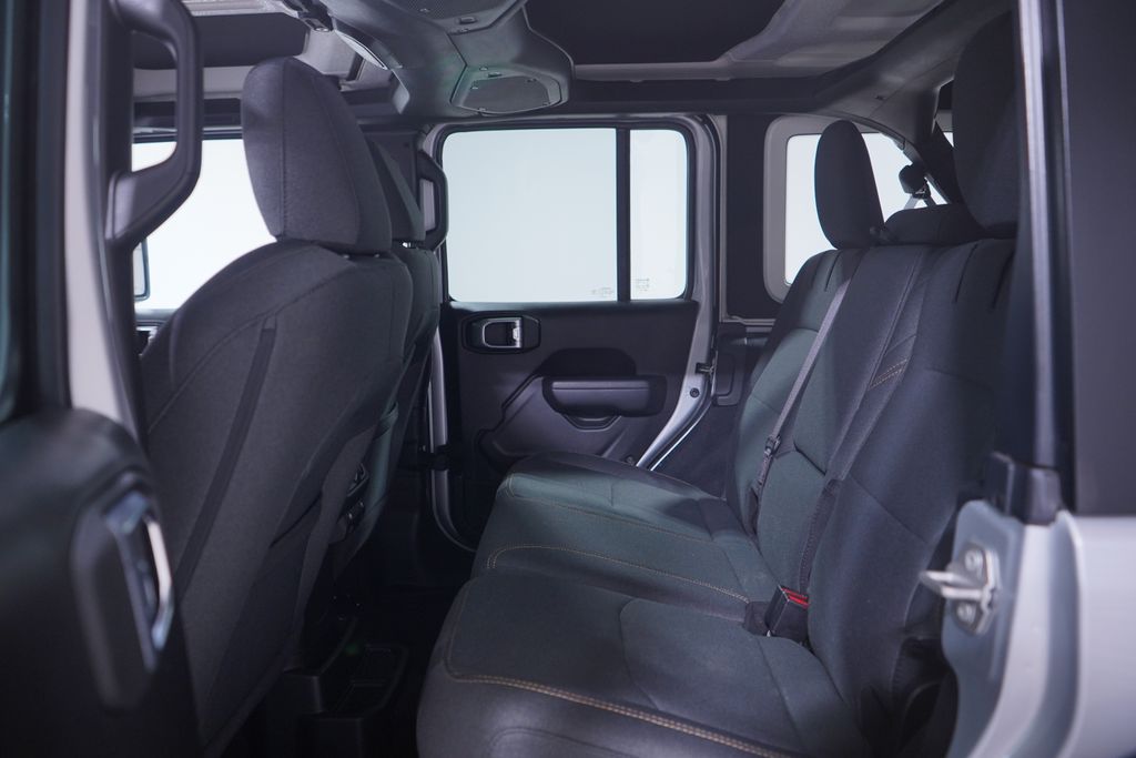 Thumbnail: 2024 Jeep Wrangler - 9