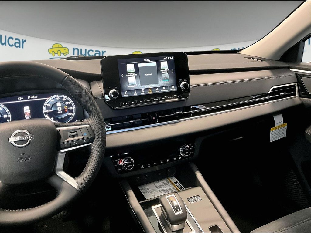 2026 Nissan Rogue Plug-In Hybrid — photo 7