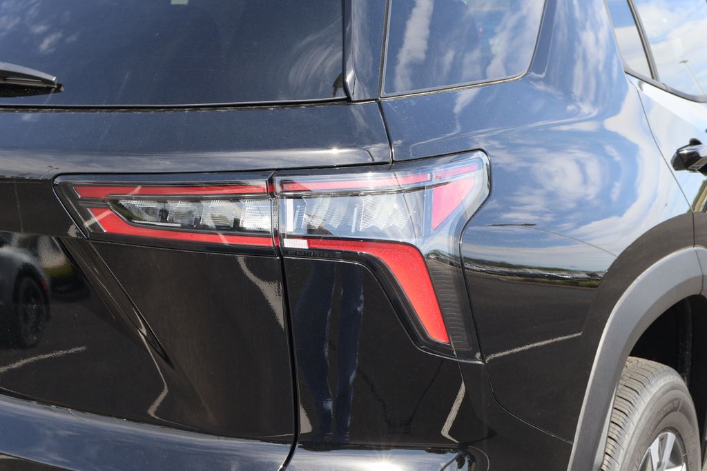 2025 Chevrolet Equinox LT 9