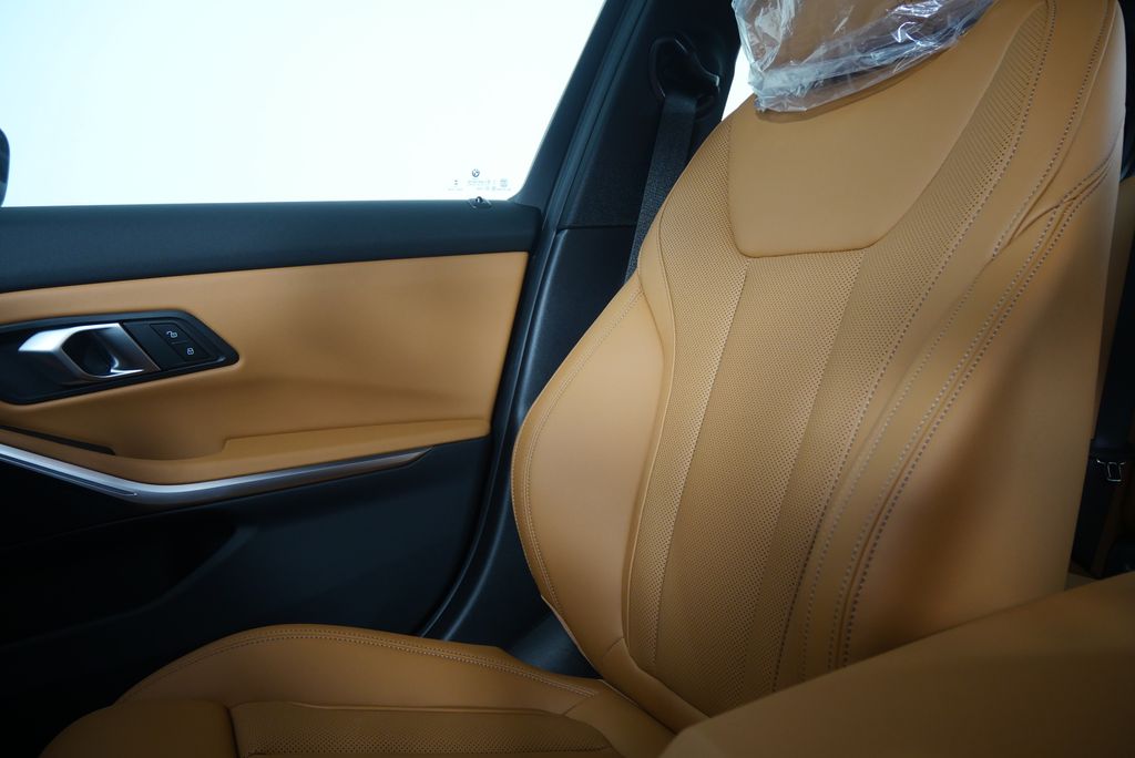 Thumbnail: 2026 BMW 3 Series - 23