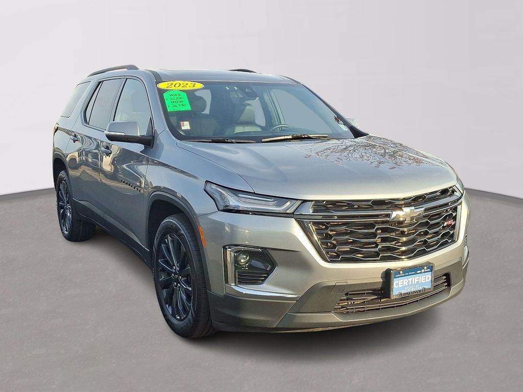 Thumbnail: 2023 Chevrolet Traverse - 3