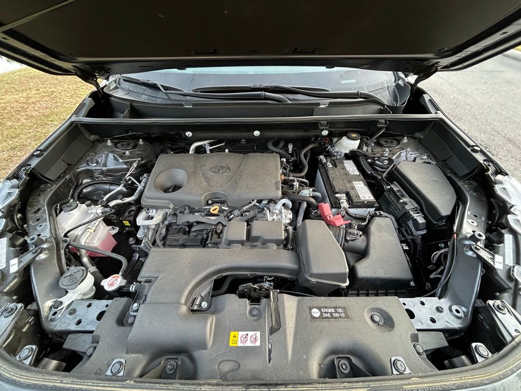 2024 Toyota RAV4 XLE Premium 11