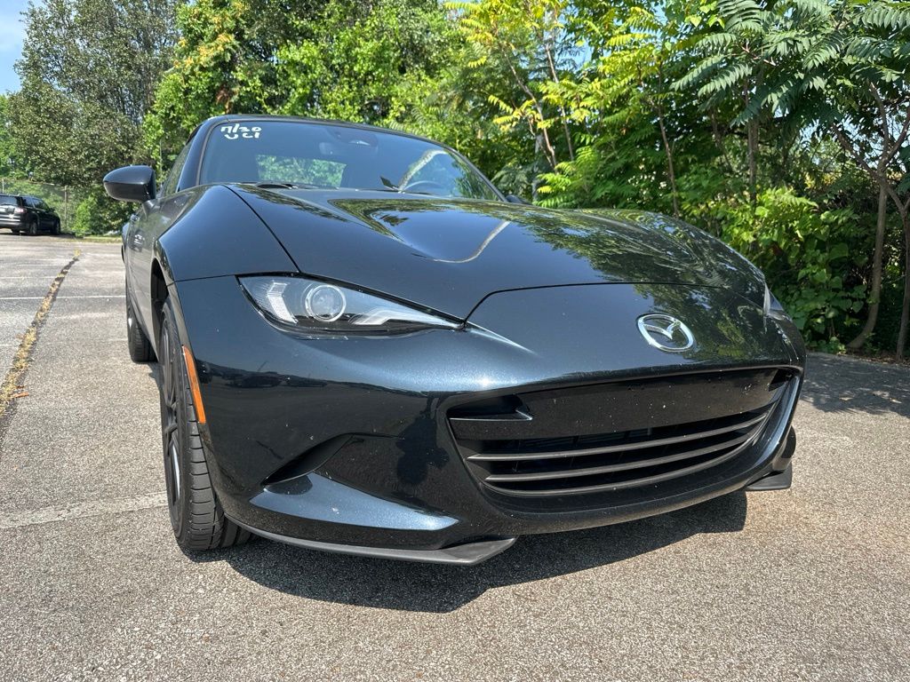 Jet Black 2025 Mazda MX-5 Miata Convertible Rear-Wheel Drive 6-Speed Manual