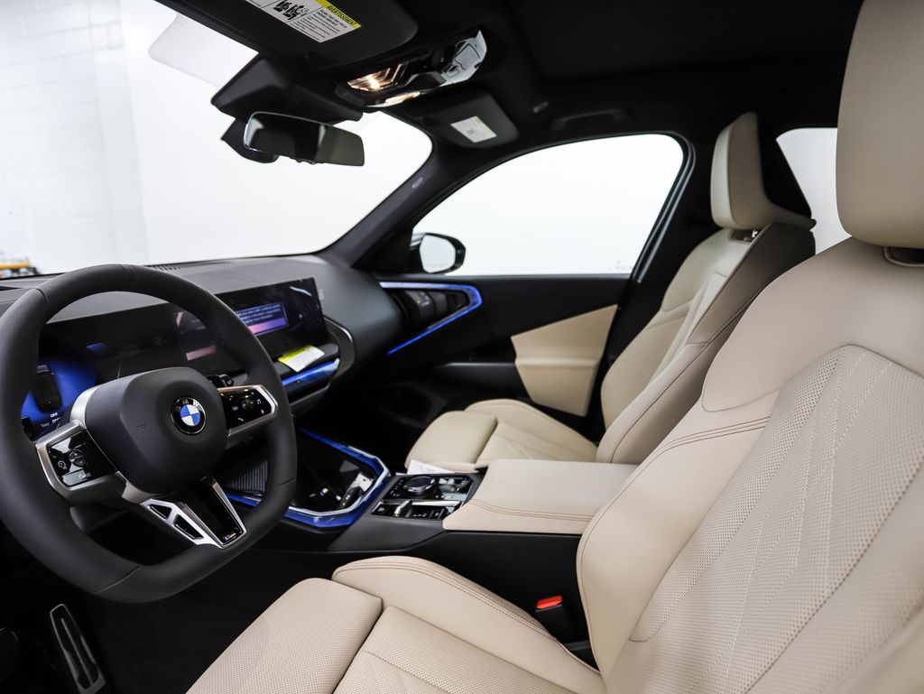 Thumbnail: 2025 BMW X3 - 11