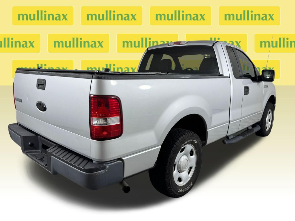 Used 2006 Silver Ford XL image 4