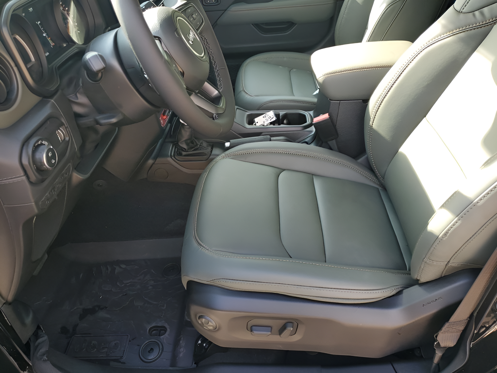 New Car 2025 Jeep Gladiator  Mojave For Sale Under $60,000 In Austin, Texas