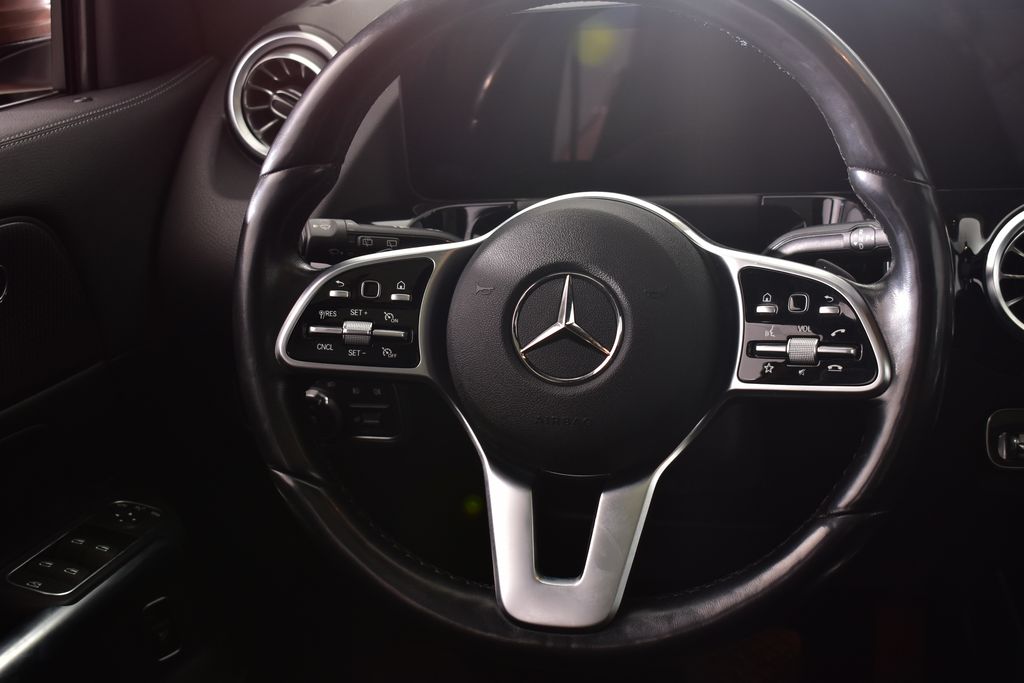 Thumbnail: 2022 Mercedes-Benz GLA - 18