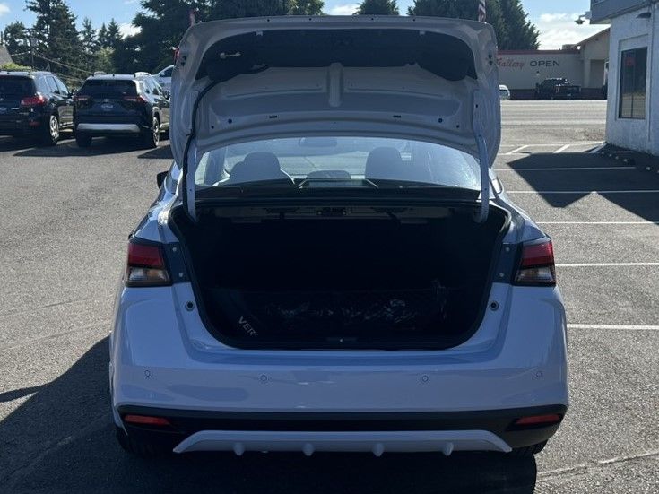 2025 Nissan Versa 1.6 SV