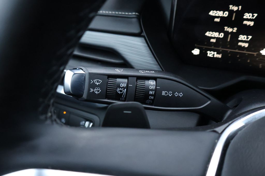 Thumbnail: 2025 GMC Acadia - 21