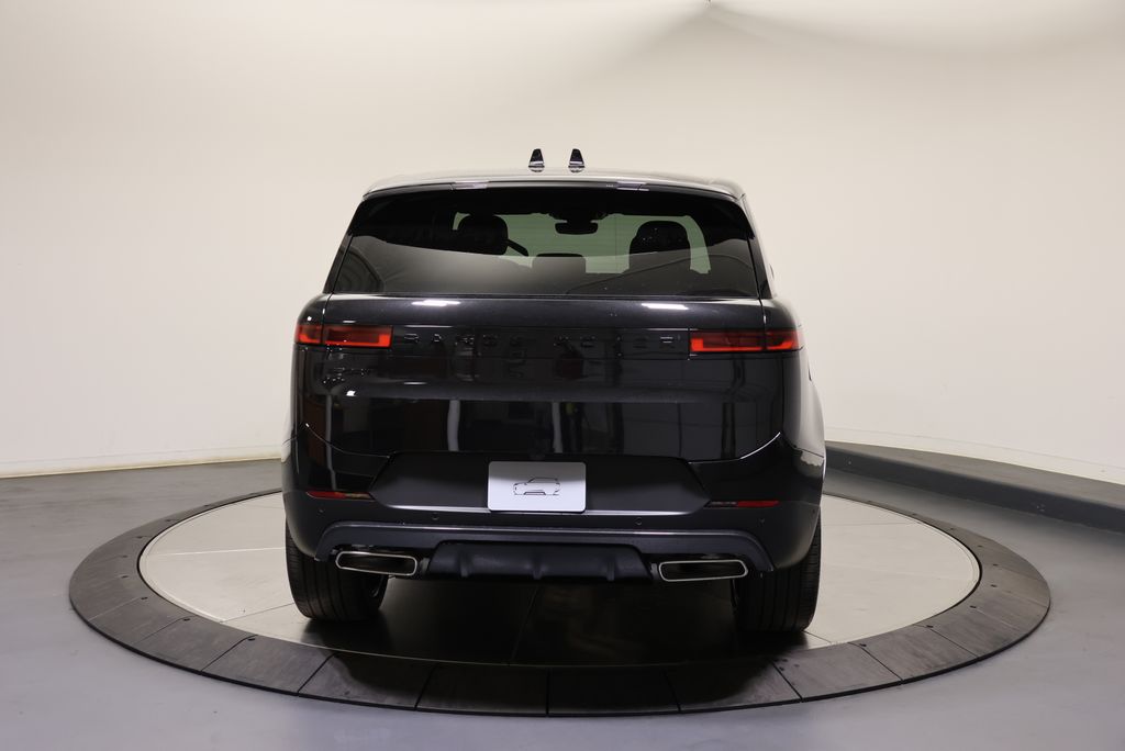 Thumbnail: 2026 Land Rover Range Rover Sport - 4