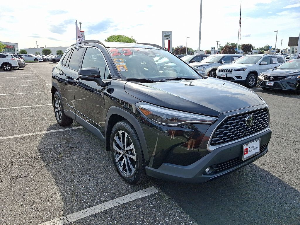 Thumbnail: 2023 Toyota Corolla Cross - 3