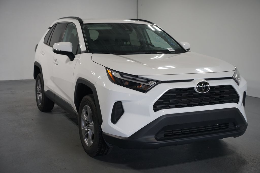 Thumbnail: 2024 Toyota RAV4 - 3