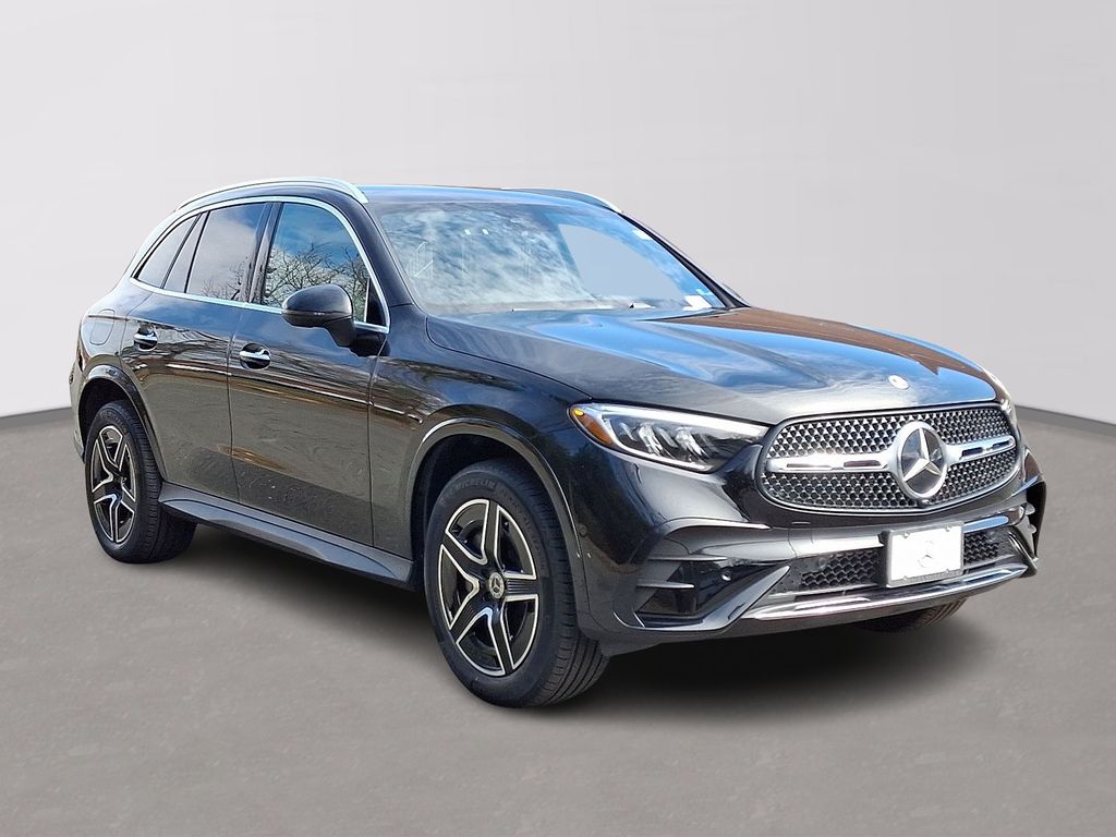 Thumbnail: 2026 Mercedes-Benz GLC - 3