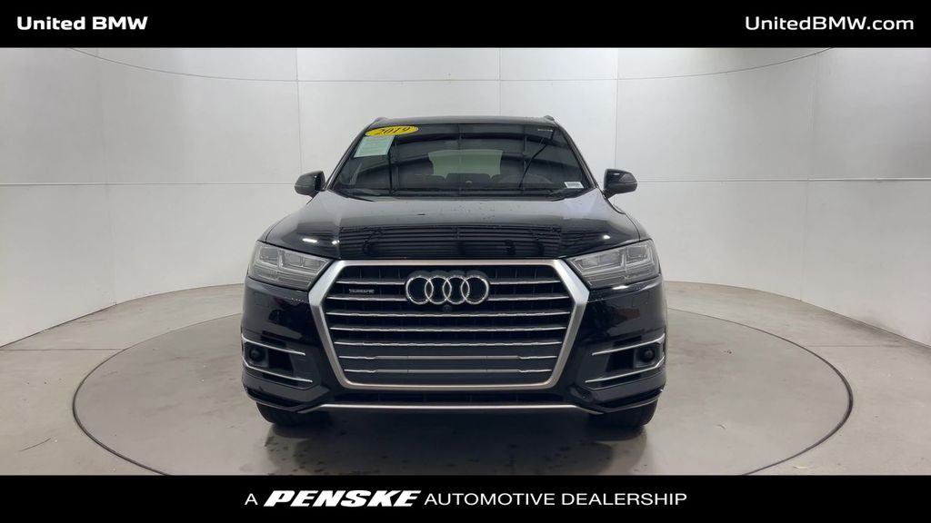 Thumbnail: 2019 Audi Q7 - 3