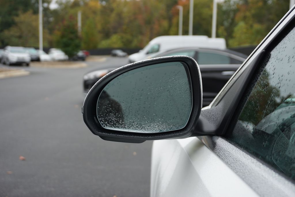 Thumbnail: 2026 Mercedes-Benz C-Class - 13