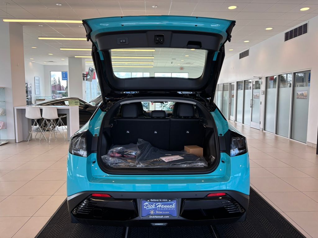 2026 Nissan Leaf PLATINUM+