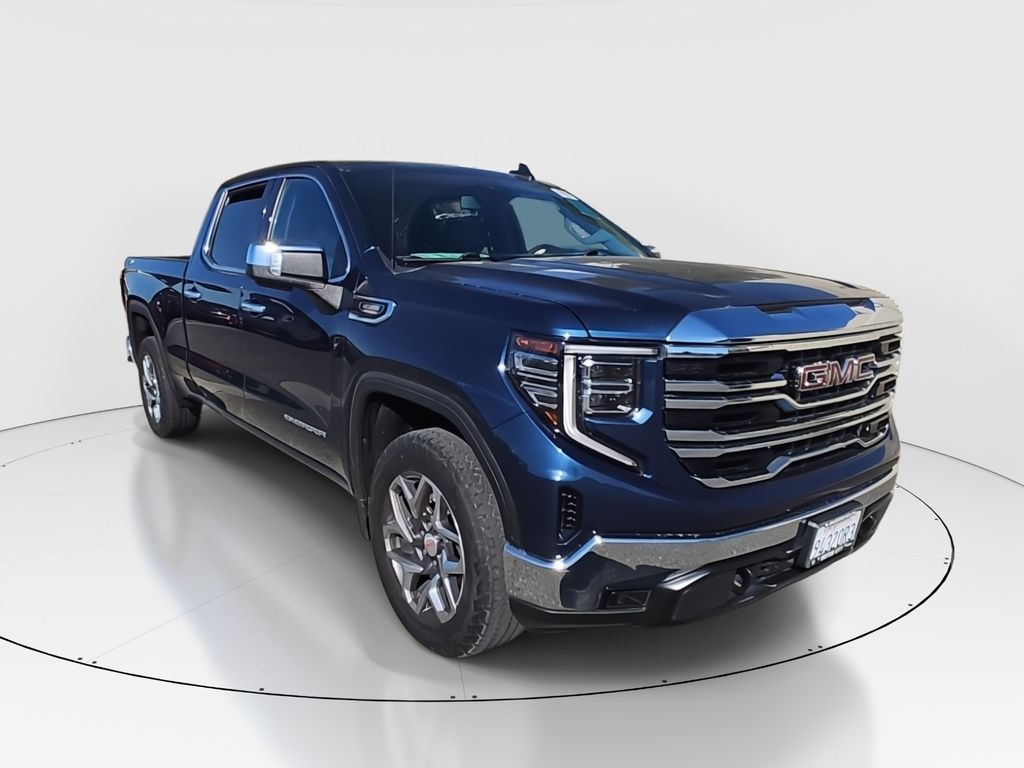 2023 GMC Sierra 1500 SLT Crew Cab 4WD