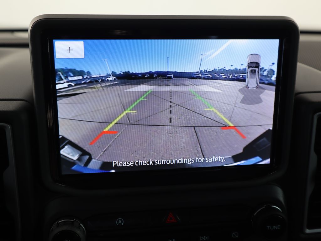 Thumbnail: 2022 Ford Bronco Sport - 15