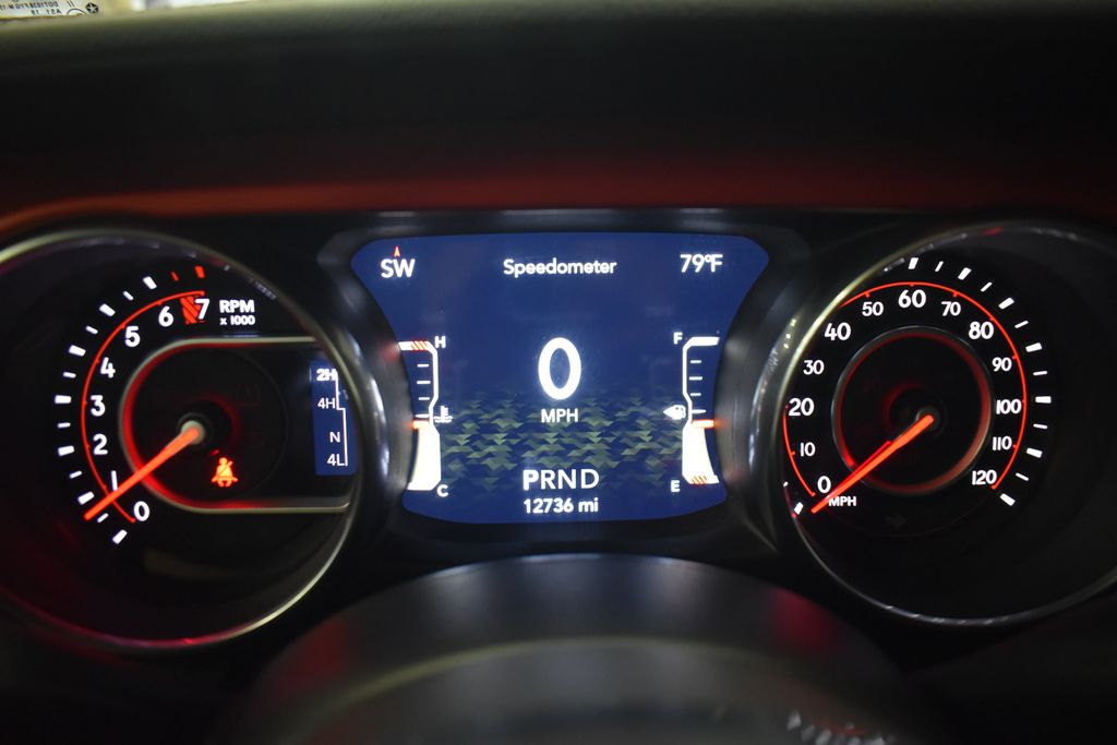 Thumbnail: 2020 Jeep Gladiator - 22