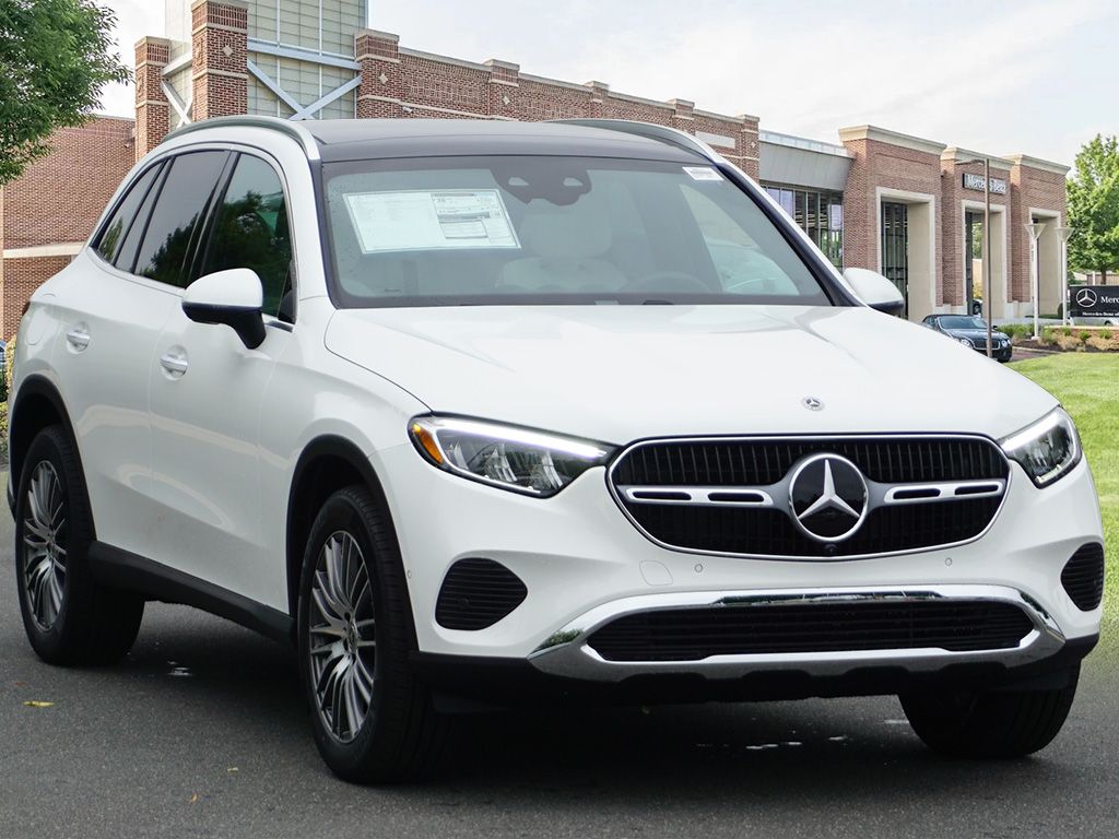 Thumbnail: 2026 Mercedes-Benz GLC - 3