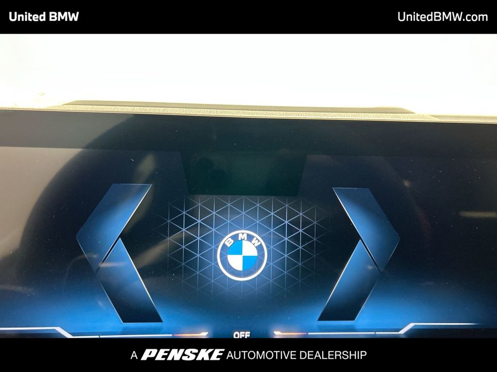 Thumbnail: 2025 BMW 3 Series - 15