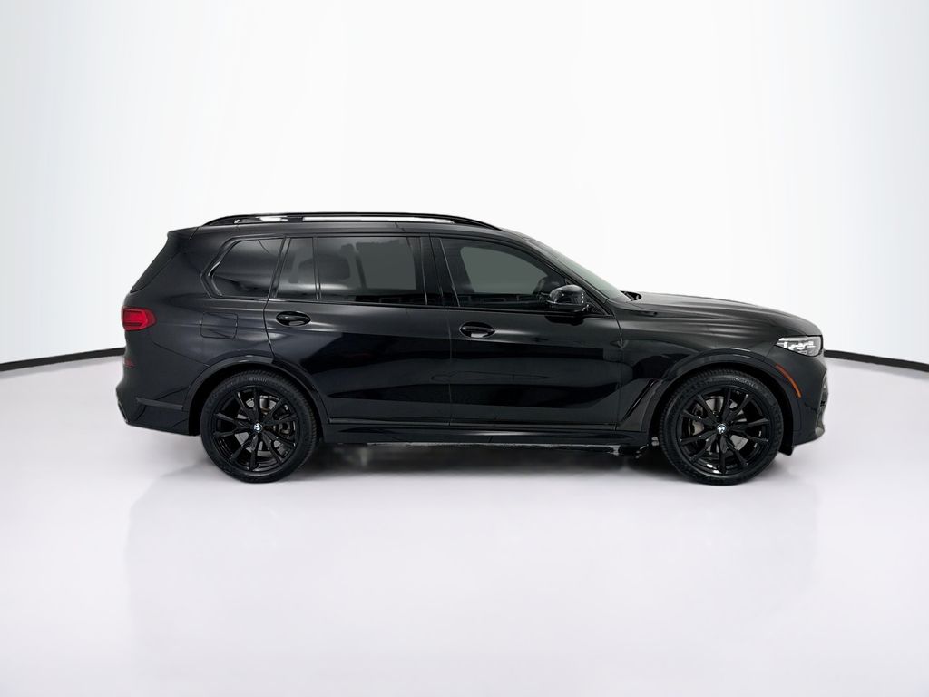 Thumbnail: 2021 BMW X7 - 4