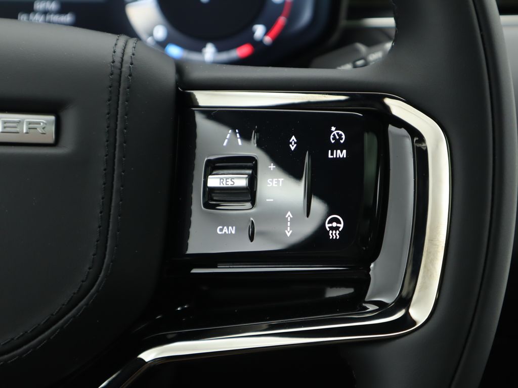 2025 Land Rover Range Rover Sport Dynamic 13