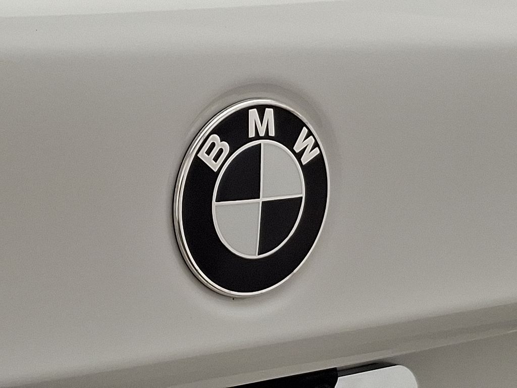 Thumbnail: 2019 BMW M5 - 31