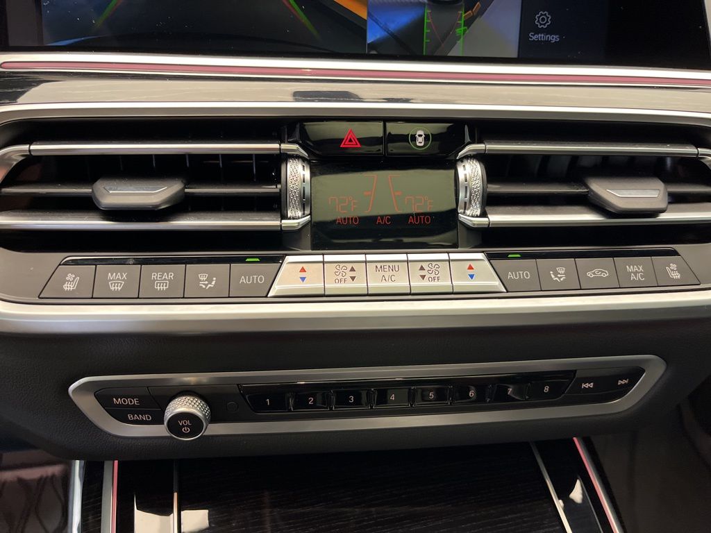 Thumbnail: 2022 BMW X7 - 20