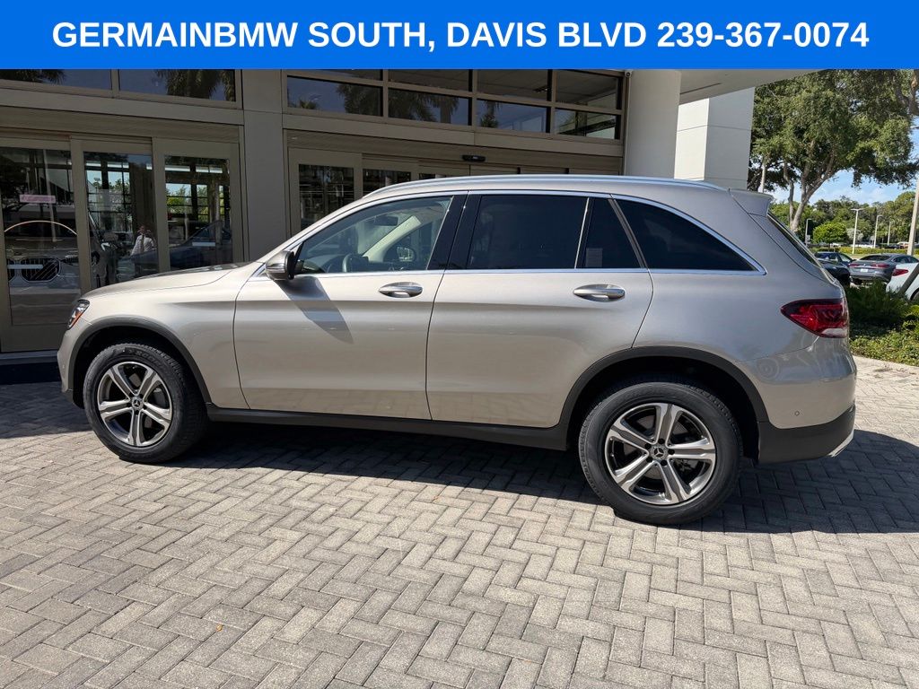 Used 2022  Mercedes-Benz GLC 300 image 17