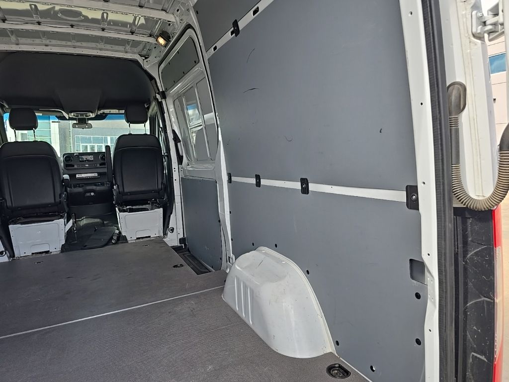 Used 2024 Mercedes-benz Sprinter 2500 Van
