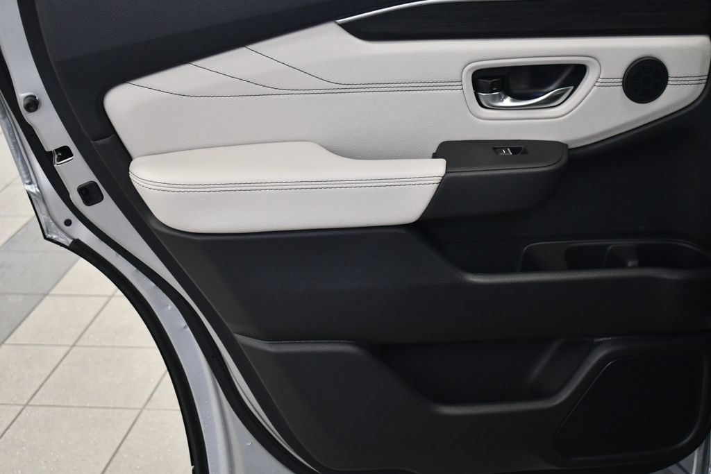 Thumbnail: 2026 Honda Pilot - 20